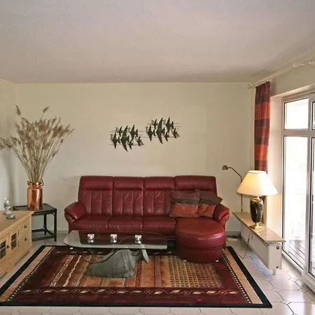 Holiday home Koenigsstuhl Comfortable Goehren (Ruegen)