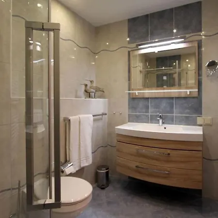 Koenigsstuhl Comfortable Holiday home Goehren (Ruegen)